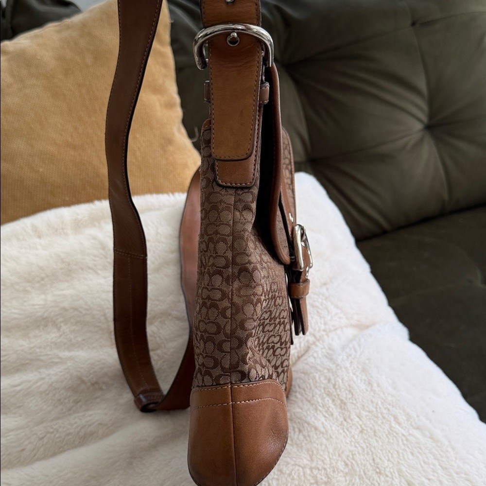 Y2K COACH PURSE!! - Picture 9 of 13